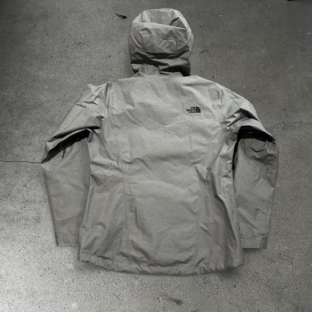 Women's The North Face grey dryvent weatherproof shell hooded jacket Size M - Picture 2 of 6